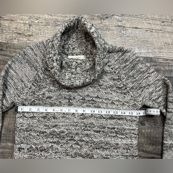 Loft Knit Detail Pullover Chunky Sweater Size XS - Picture 9 of 10